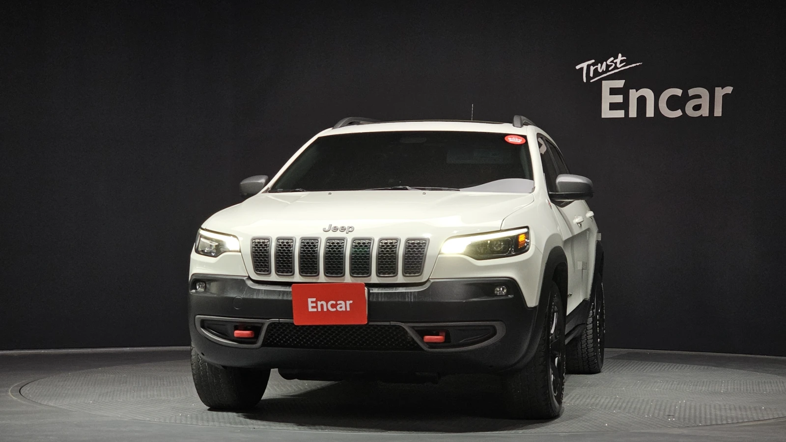 Jeep Cherokee TRAILHAWK / 3.2 / 4X4 / ОБДУХ / ПОДГРЕВ / ПАНОРАМА, снимка 3 - Автомобили и джипове - 55527347