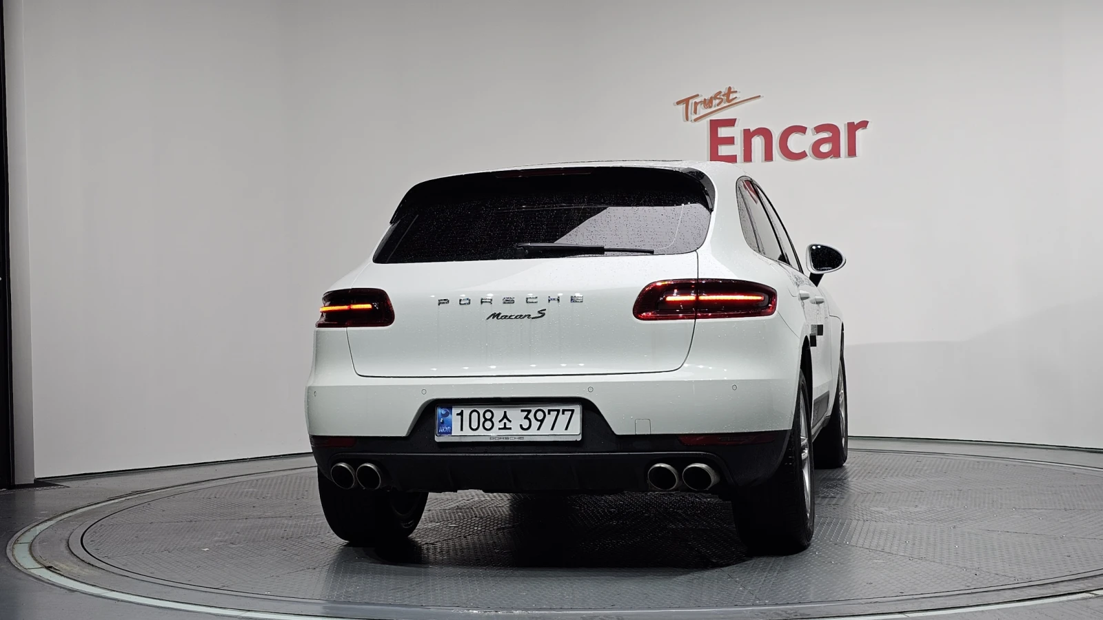 Porsche Macan ЕЛ. БАГАЖНИК* ПОДГРЕВ ВОЛАН* ЛЮК* КРАЙНА ЦЕНА, снимка 4 - Автомобили и джипове - 55608875