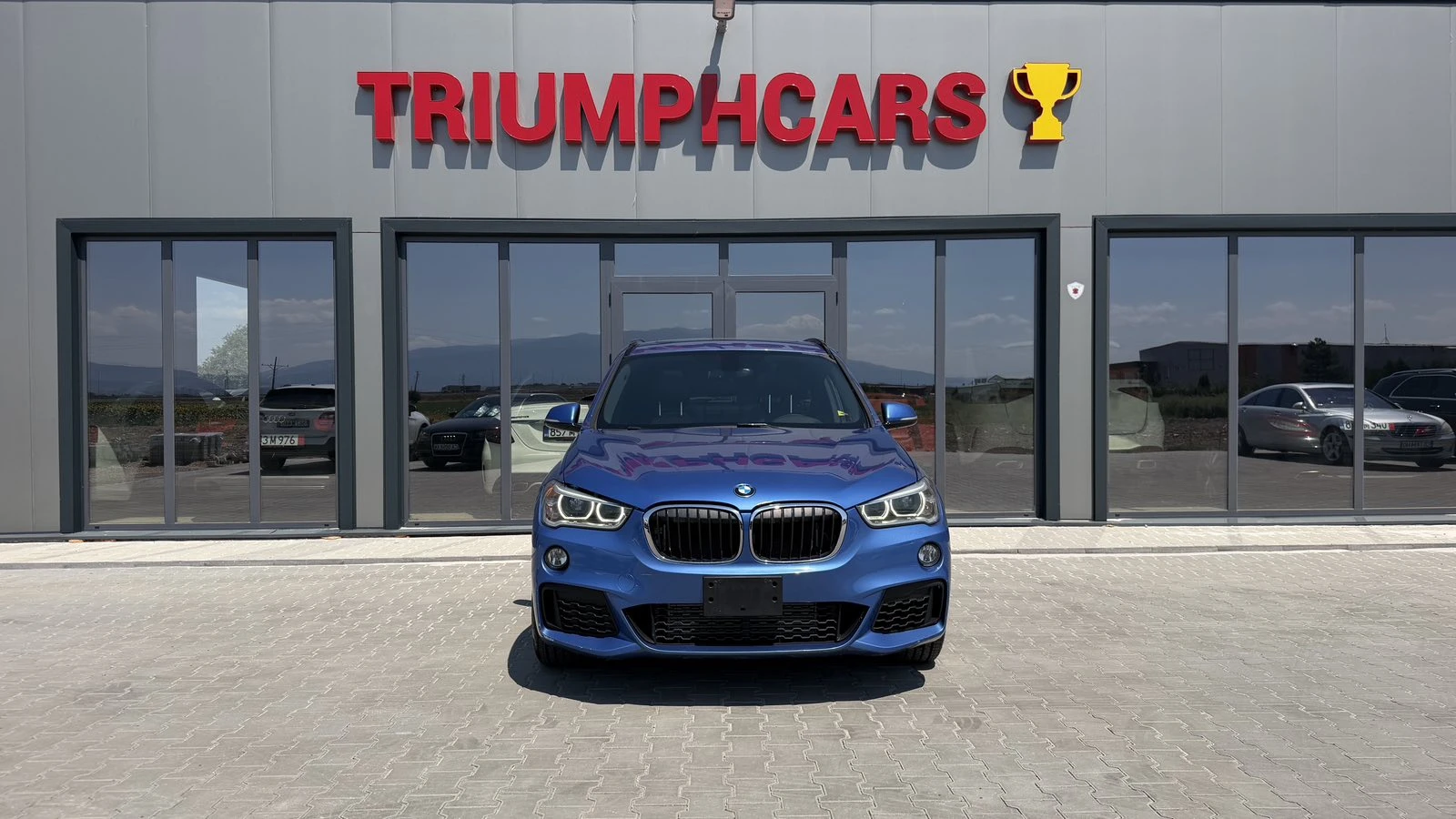 BMW X1 XDRIVE28I * FULL M SPORT* HEAD UP DISPLAY* ПАНОРАМ, снимка 2 - Автомобили и джипове - 55625580