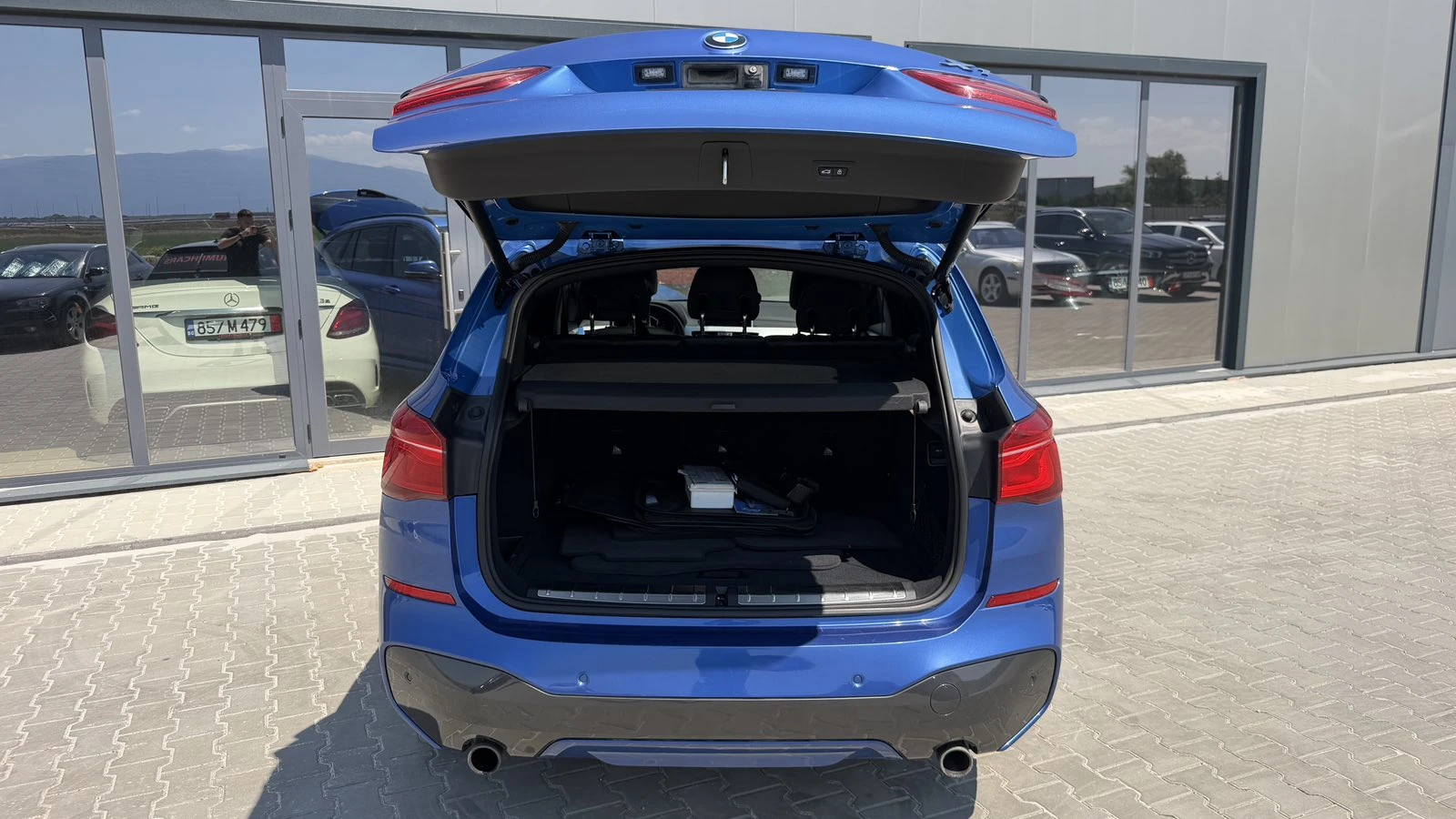 BMW X1 XDRIVE28I * FULL M SPORT* HEAD UP DISPLAY* ПАНОРАМ, снимка 12 - Автомобили и джипове - 55625580
