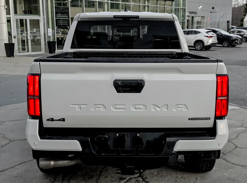Toyota Tacoma HYBRID| TRD OFF-ROAD| COOLED&HEATED SEATS, снимка 3 - Автомобили и джипове - 55799865