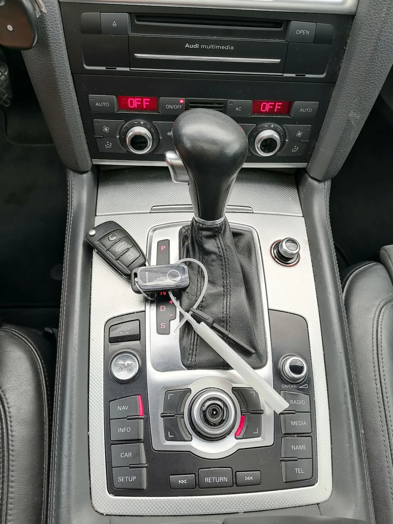 Audi Q7 3.0TDI/Facelift/Panorama/Keyless/FullLED, снимка 16 - Автомобили и джипове - 55825727