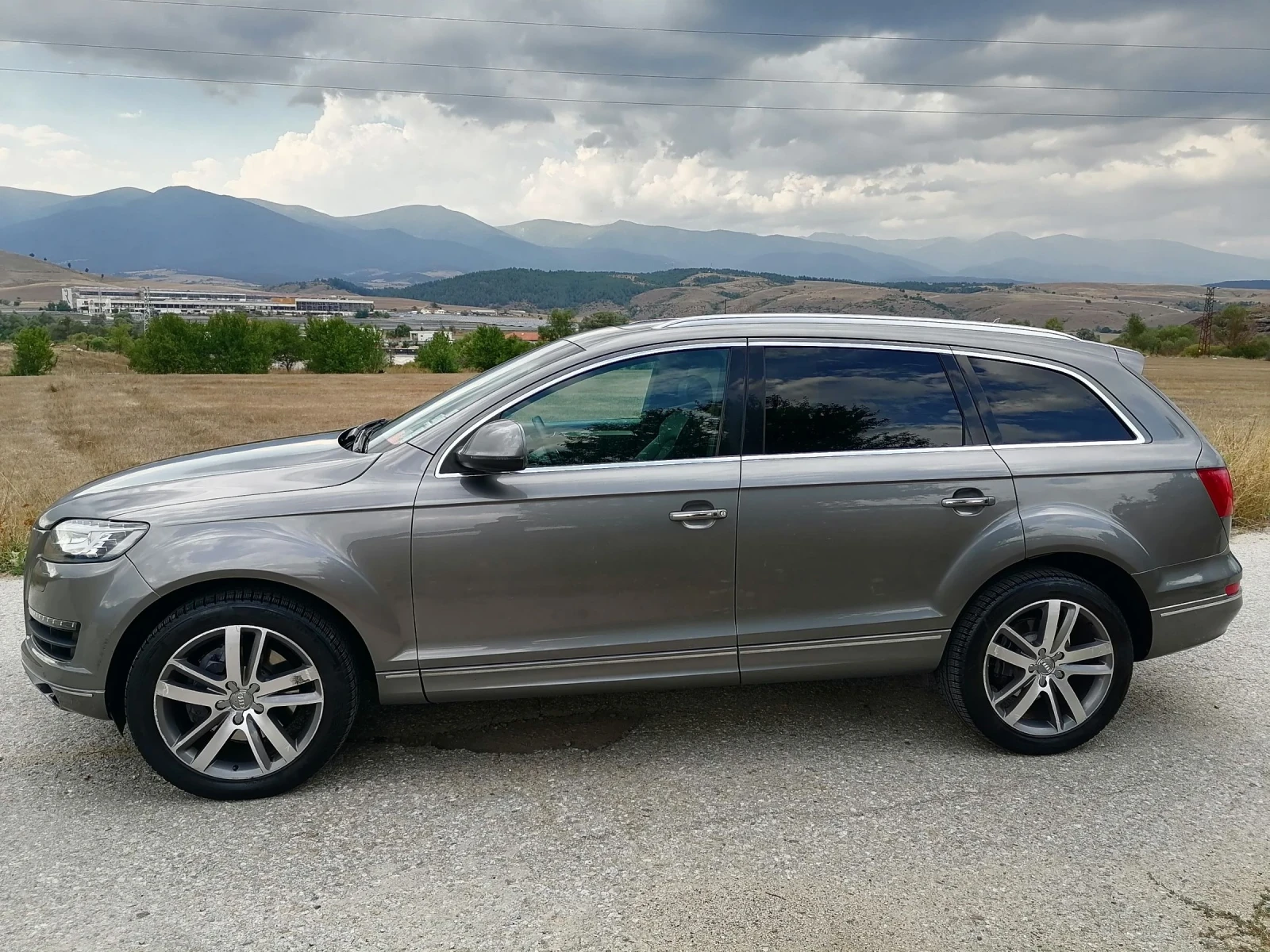 Audi Q7 3.0TDI/Facelift/Panorama/Keyless/FullLED, снимка 8 - Автомобили и джипове - 55825727