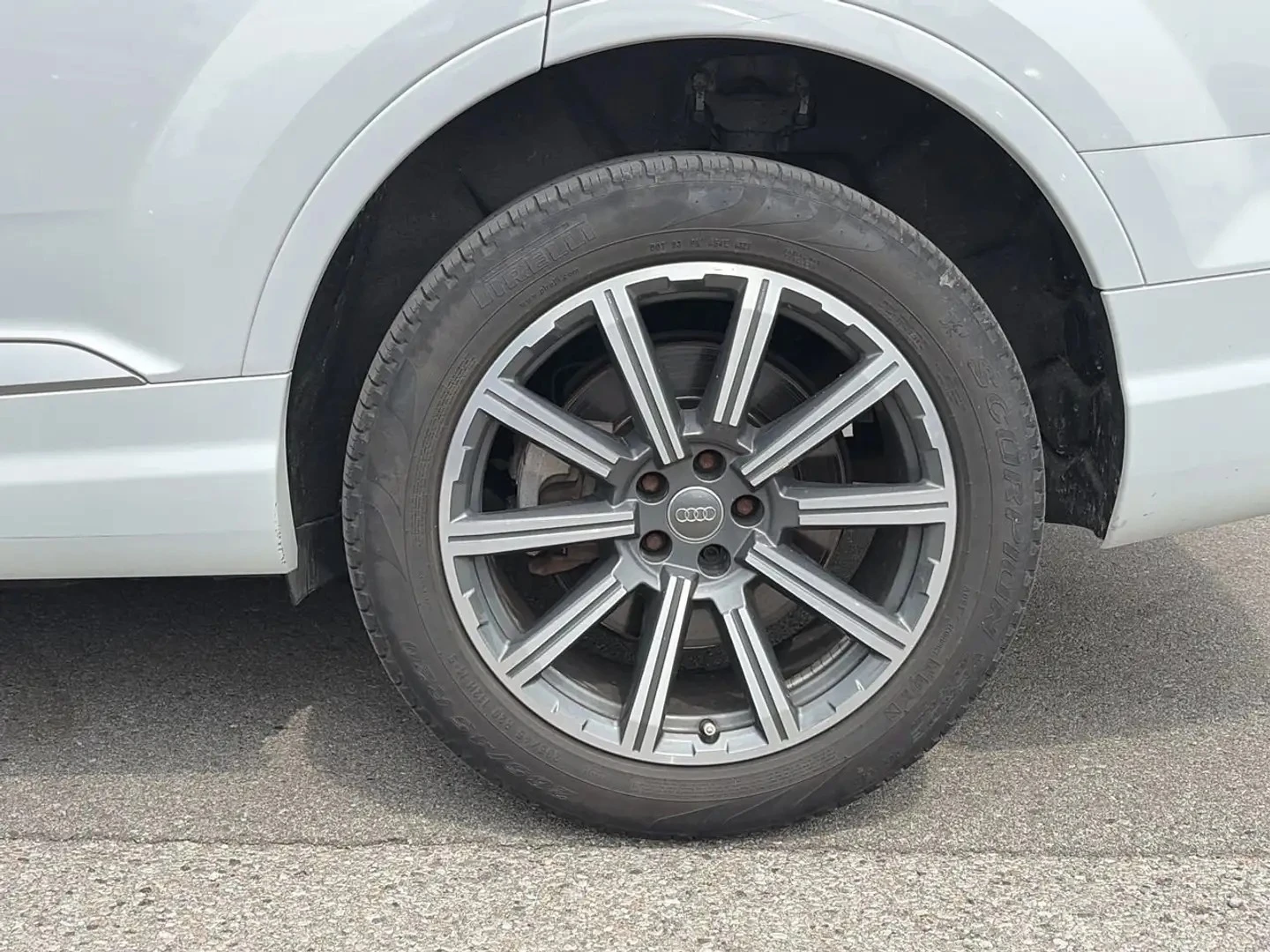 Audi Q7 Technik * Обдухване * АвтоКредит * (ЦЕНА ДО БГ), снимка 8 - Автомобили и джипове - 55879114
