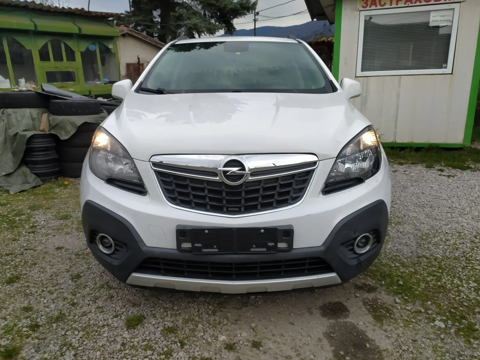 Opel Mokka 1.6 I, снимка 2 - Автомобили и джипове - 56105046
