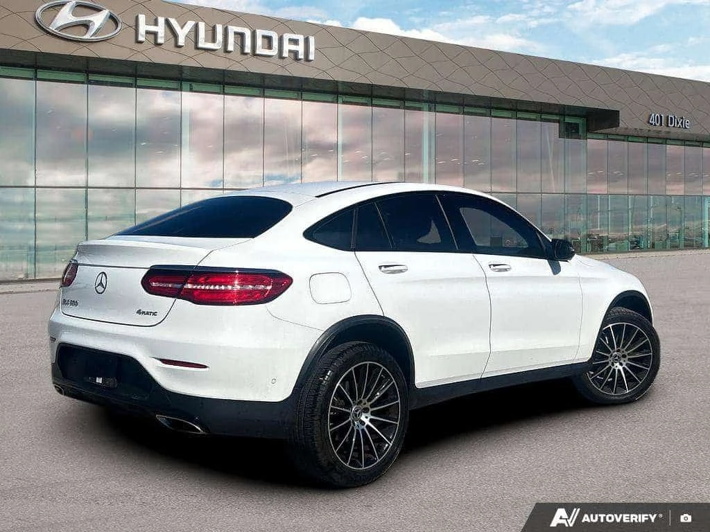 Mercedes-Benz GLC 300 4MATIC Awd| 2 Keys| Leather| Moonroof* ����������* | Mobile.bg � ����������� 4