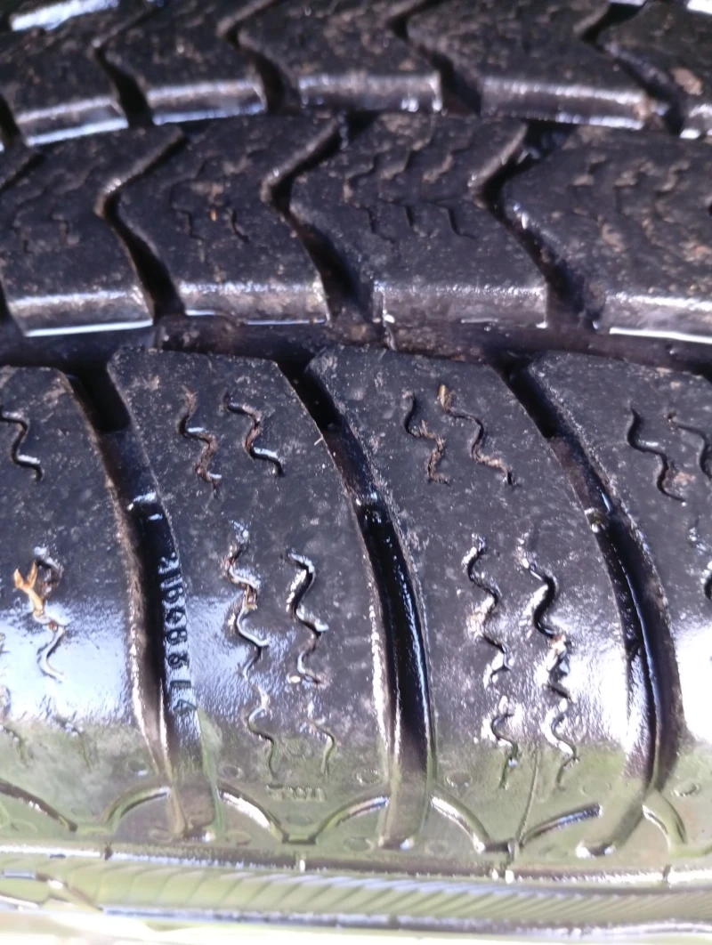 VW T5 2.0 TDI, снимка 8 - Бусове и автобуси - 53052021