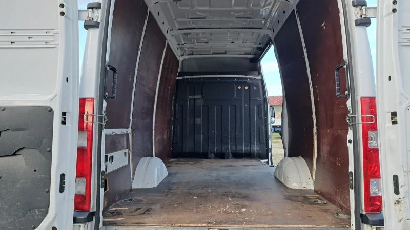 Iveco 35S18 3.0TDI-177PS/6ск/КЛИМАТИК , снимка 15 - Бусове и автобуси - 53238862