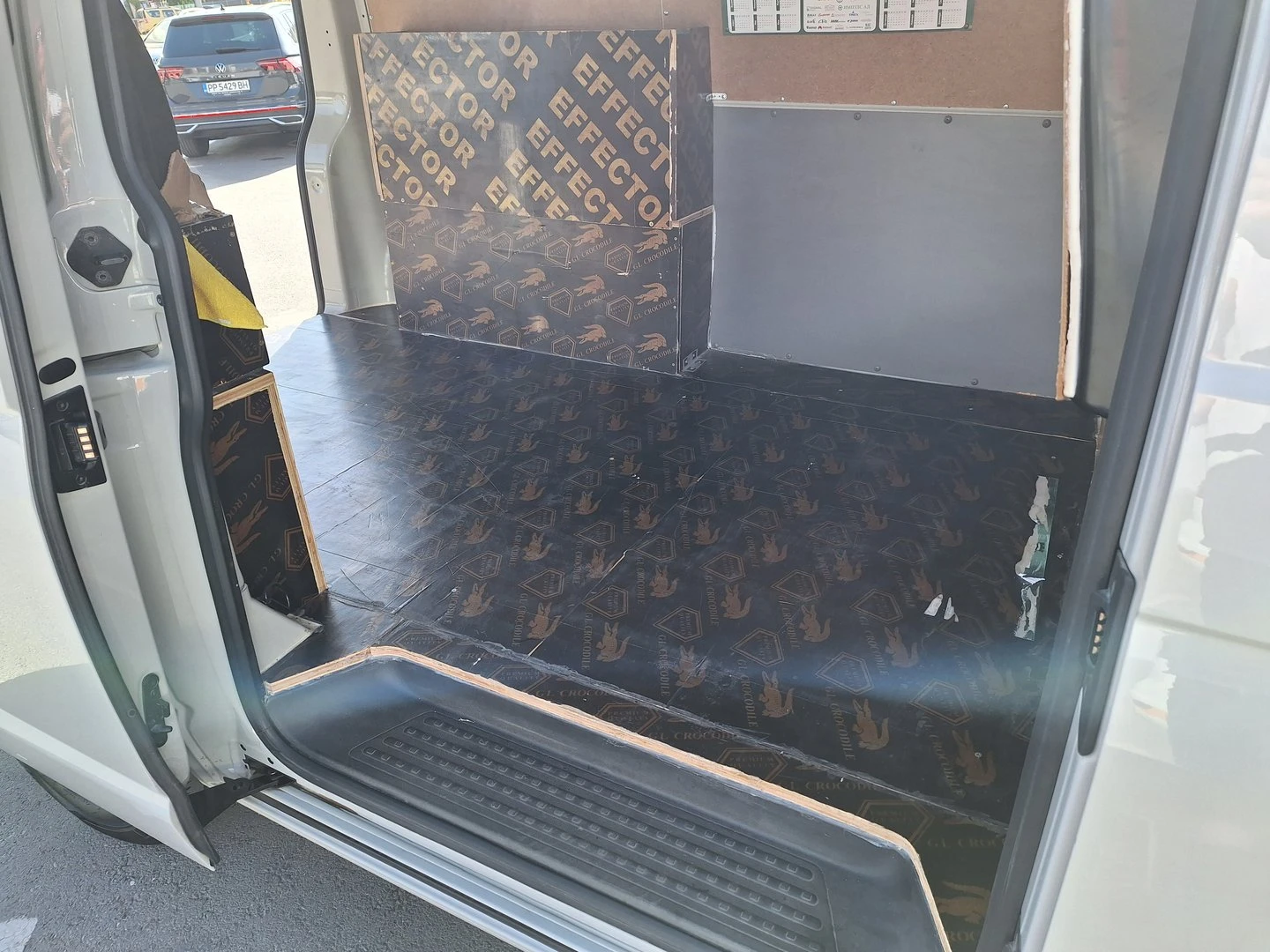 VW Transporter, снимка 11 - Бусове и автобуси - 55308141