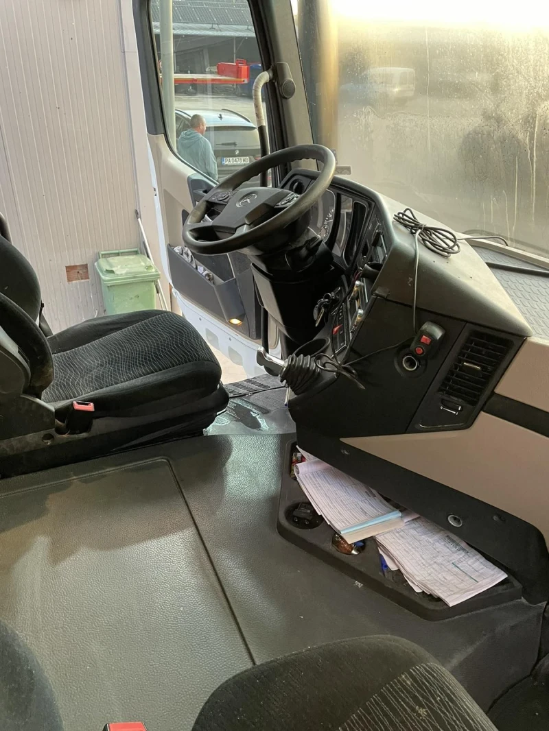 Mercedes-Benz Actros, снимка 9 - Камиони - 52528752