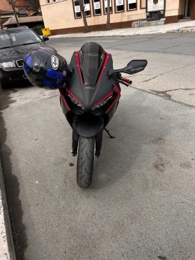 Обява за продажба на Honda Cbr CBR1000RR ~25 800 лв. - изображение 1