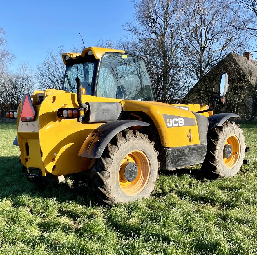 Телескопични товарачи JCB 531-70 7метра - изображение 3