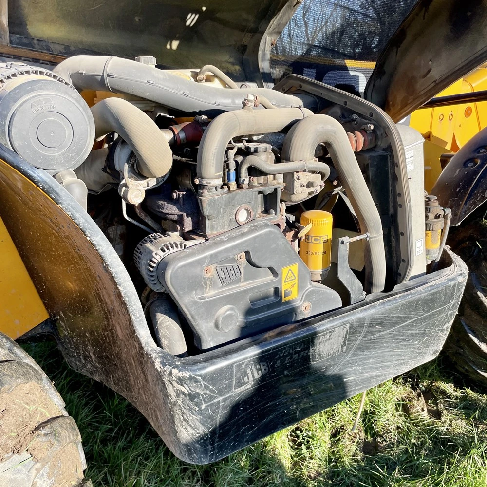 Телескопични товарачи JCB 531-70 7метра - изображение 9