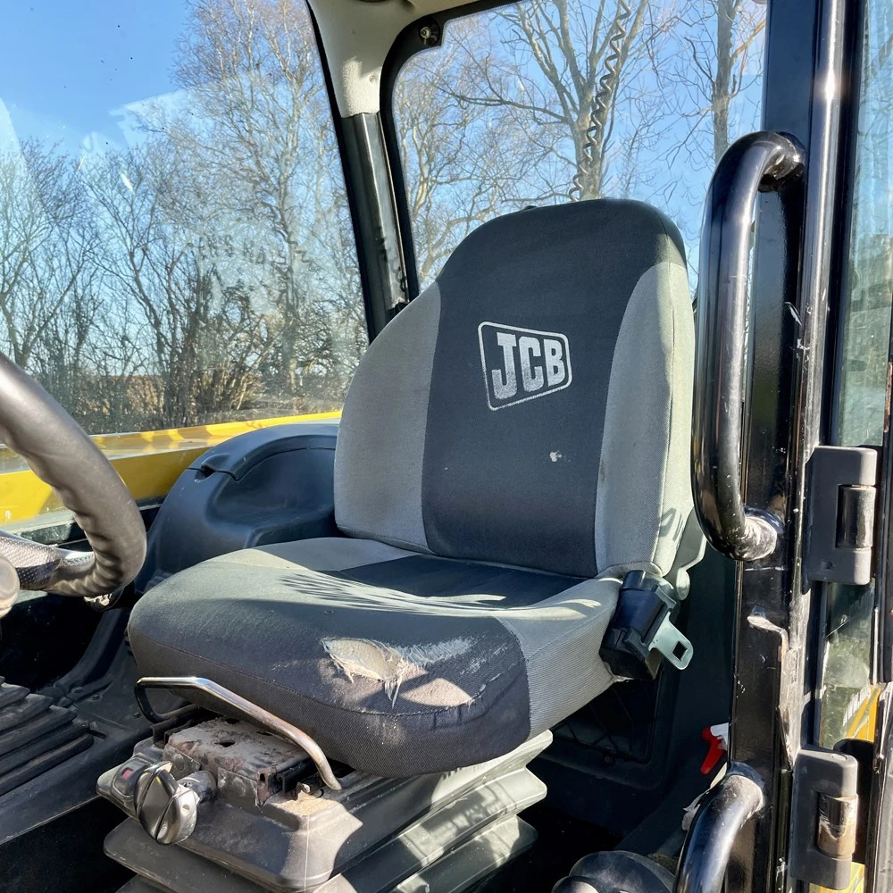 Телескопични товарачи JCB 531-70 7метра - изображение 10