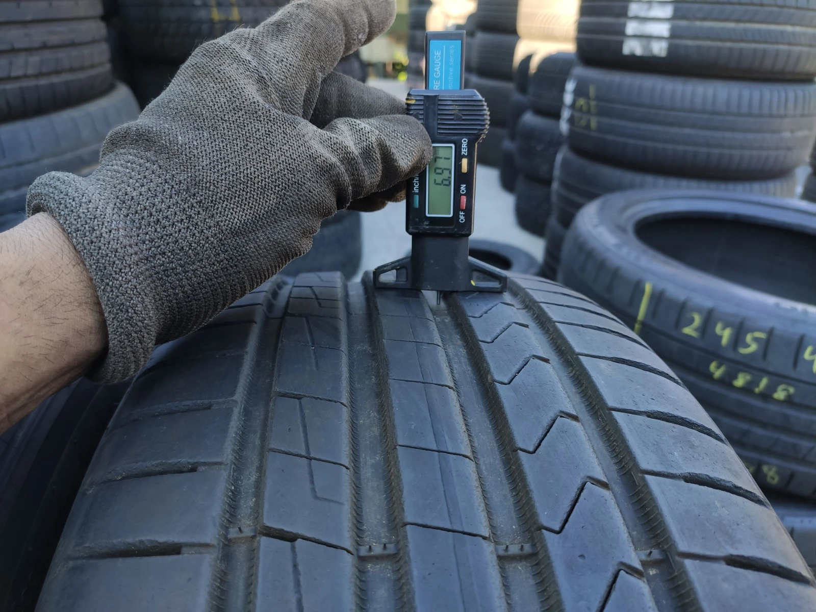  235/55R17 | Mobile.bg   4