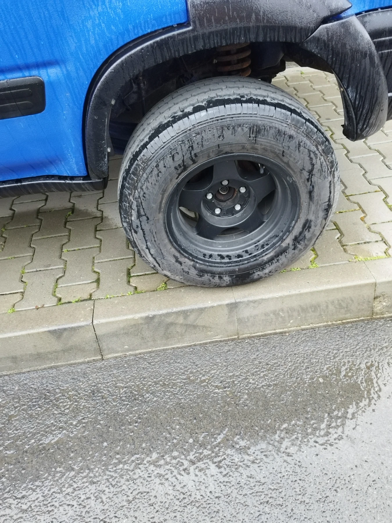 ���� � ������ 255/60R15 �� Honda Cr-v | Mobile.bg � ����������� 2