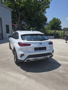 Kia XCeed 1000 | Mobile.bg    11