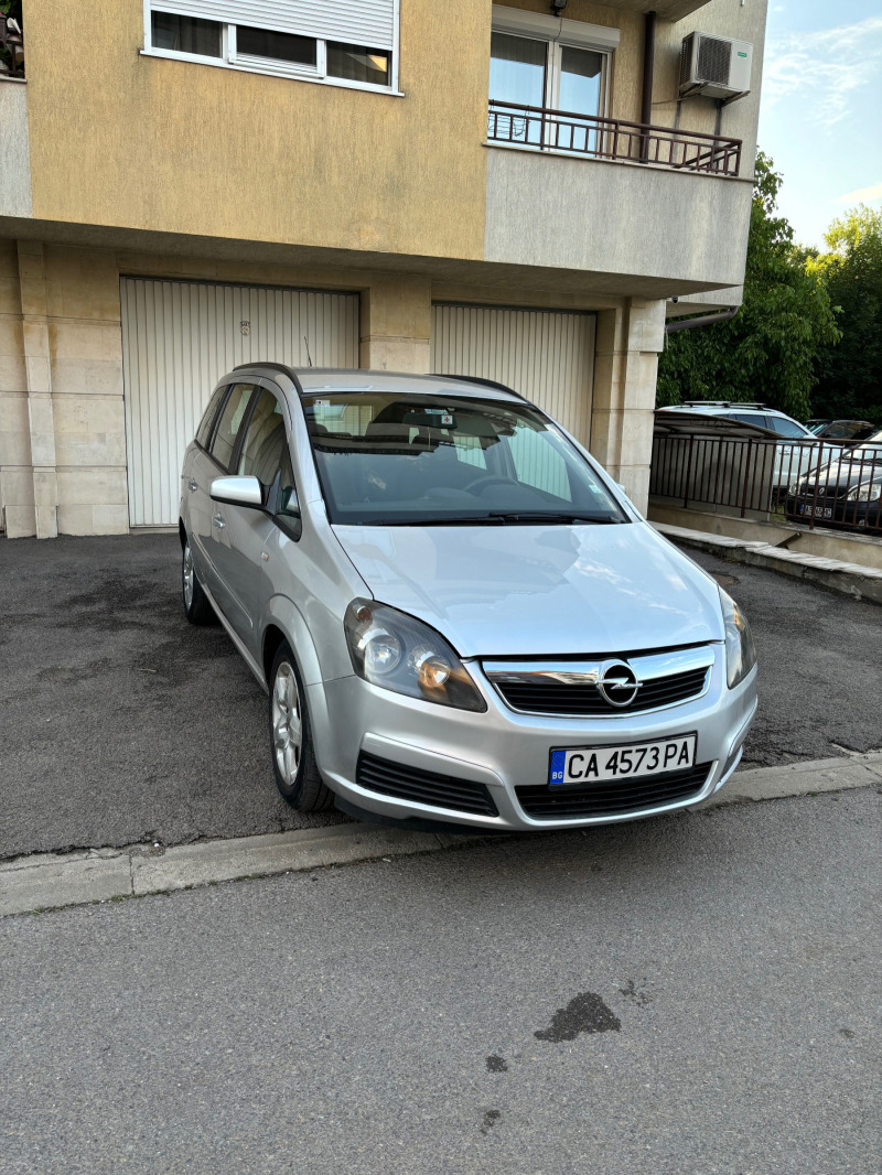 Opel Zafira, снимка 3 - Автомобили и джипове - 46400540
