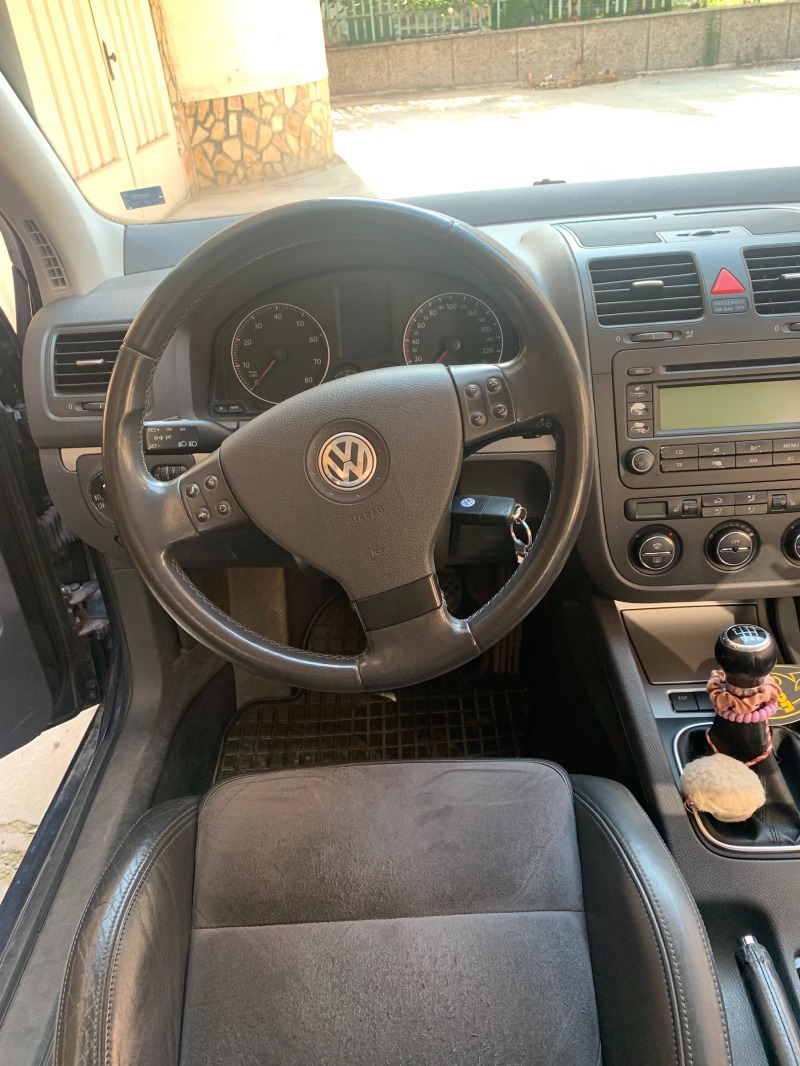 VW Golf 5, снимка 5 - Автомобили и джипове - 46447120