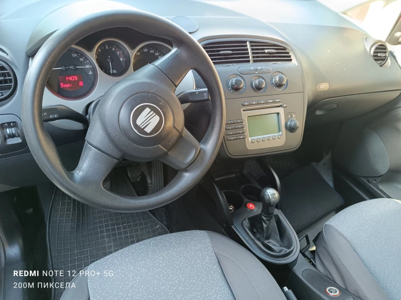 Seat Altea 1.6 стария мотор, снимка 5 - Автомобили и джипове - 47121666