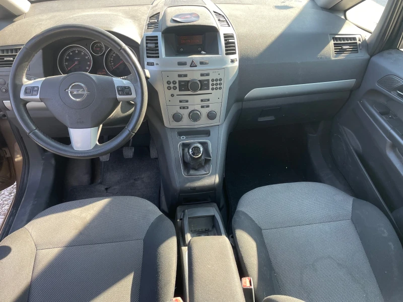 Opel Zafira 1.8i, снимка 9 - Автомобили и джипове - 47364802