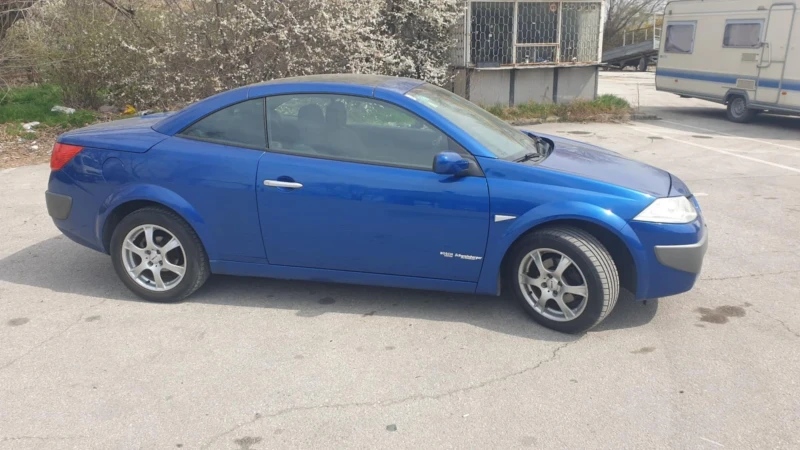 Renault Megane Кабрио, снимка 6 - Автомобили и джипове - 48633562