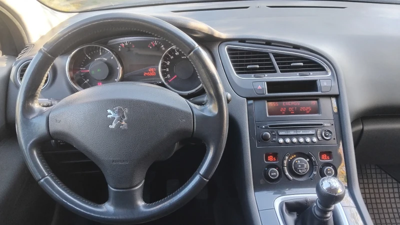 Peugeot 5008, снимка 6 - Автомобили и джипове - 52723595