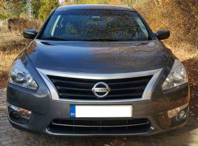 Nissan Altima, снимка 3 - Автомобили и джипове - 52291593