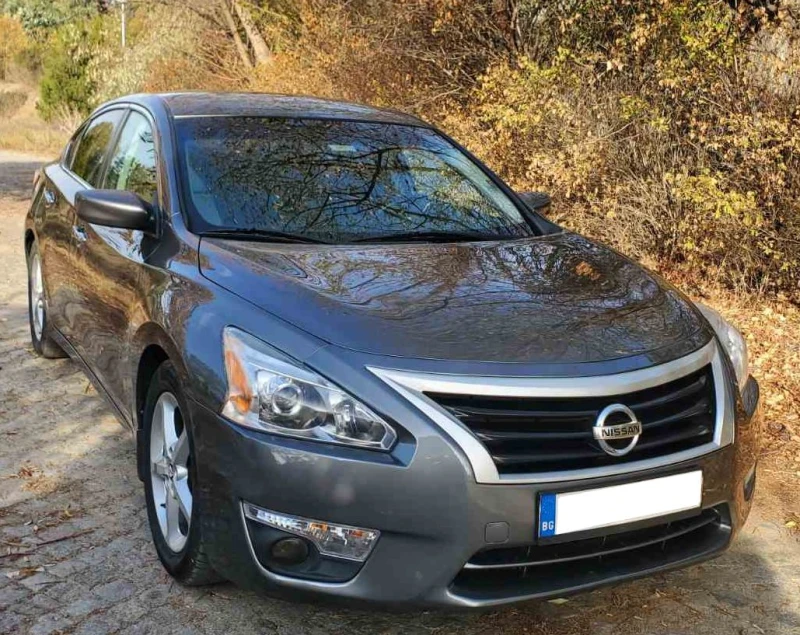 Nissan Altima, снимка 6 - Автомобили и джипове - 52291593