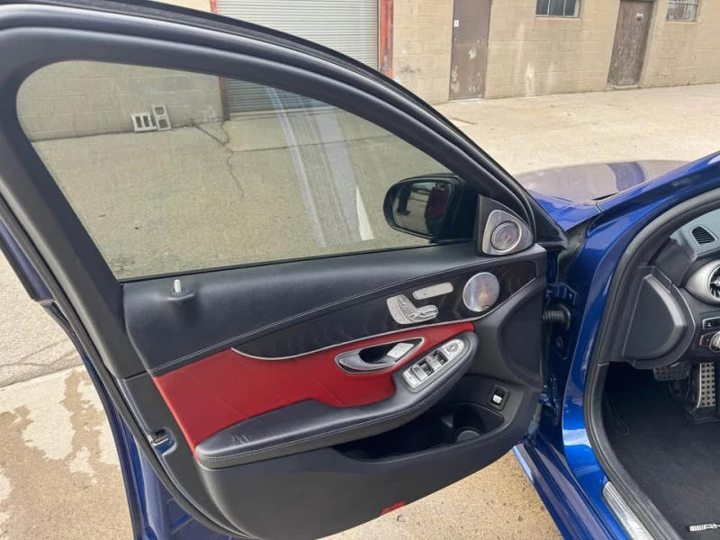 Mercedes-Benz C 43 AMG 4MATIC+ * * CARFAX * * АВТОКРЕДИТ * * , снимка 9 - Автомобили и джипове - 52333393