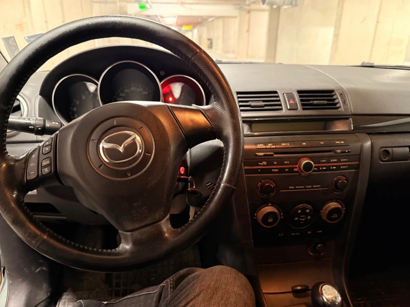 Mazda 3 1.6, снимка 13 - Автомобили и джипове - 52473103