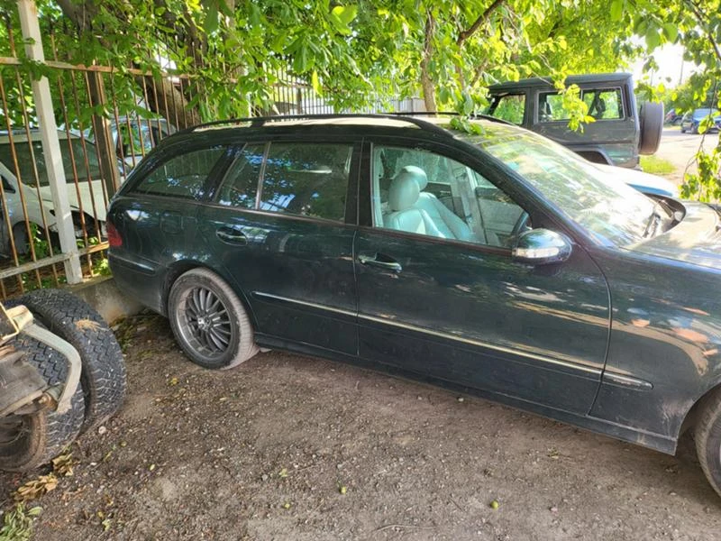 Mercedes-Benz E 320 3.2CDI, снимка 2 - Автомобили и джипове - 48331685