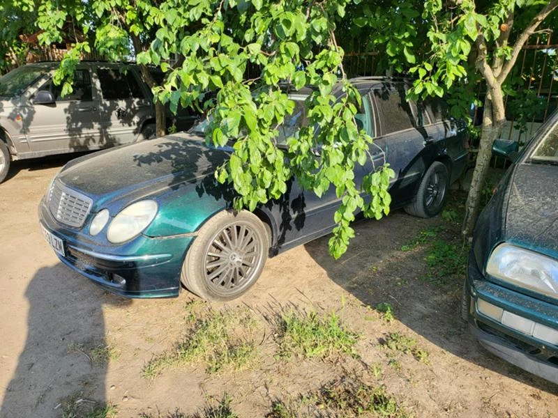 Mercedes-Benz E 320 3.2CDI, снимка 3 - Автомобили и джипове - 48331685