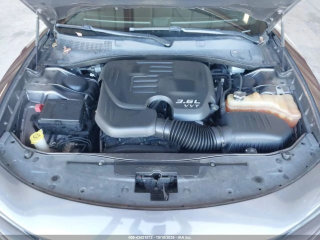 Dodge Charger SXT - изображение 9