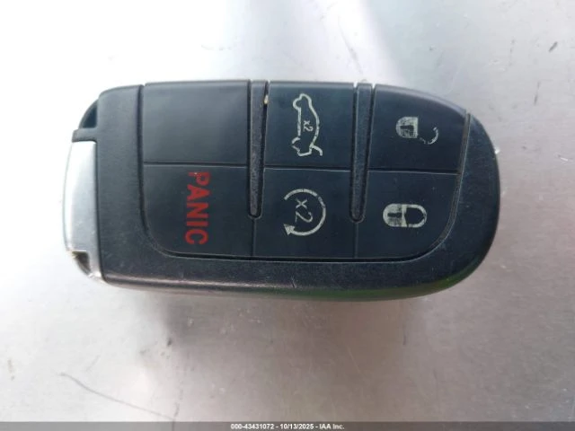 Dodge Charger SXT - изображение 10