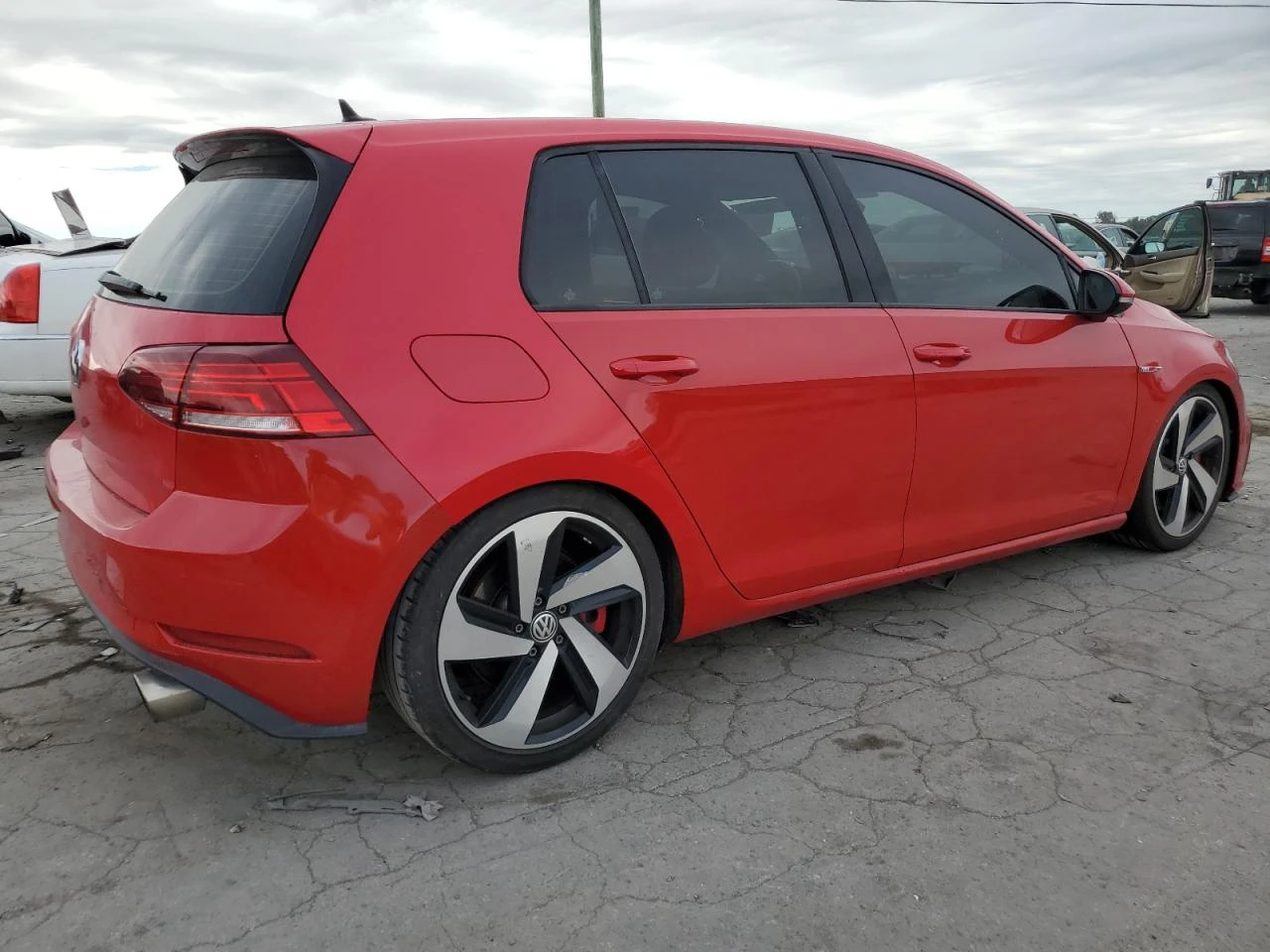 VW Golf GTI S - изображение 4