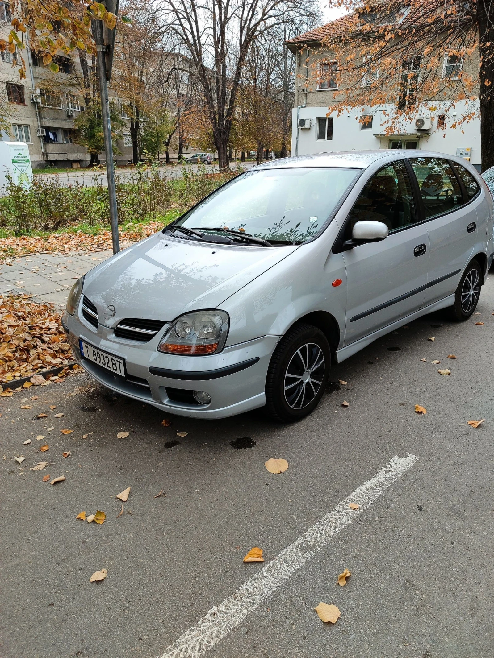 Nissan Almera tino  - изображение 2