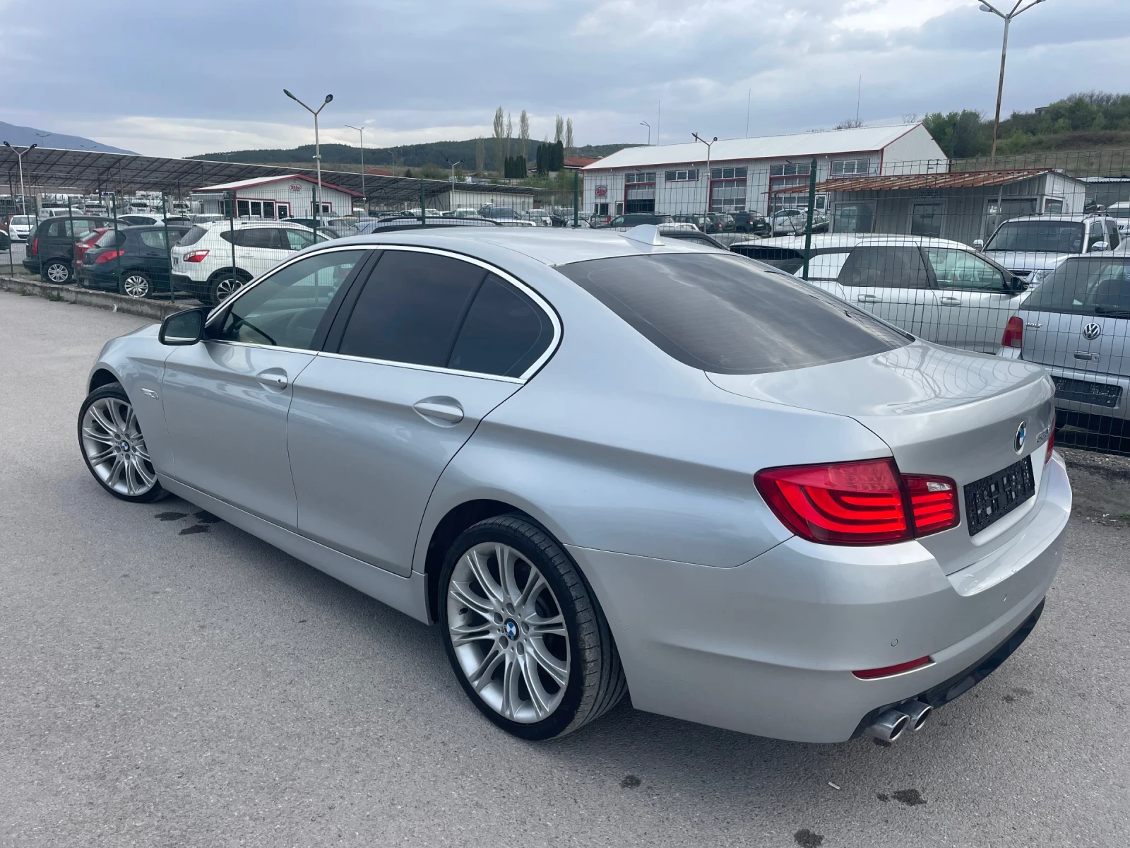 BMW 530 D M-SPORT F10 NAVI BI-XENON ZF8  - изображение 4