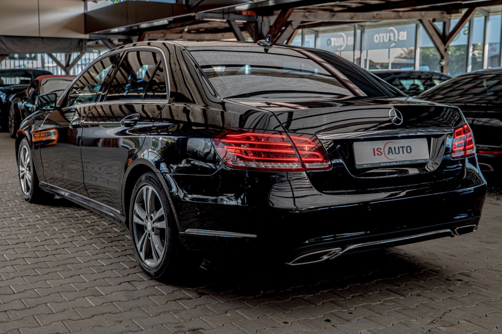 Mercedes-Benz E 220 CDI/Avangarde/Active Park Assist/Led/Navi/7G Troni - изображение 6