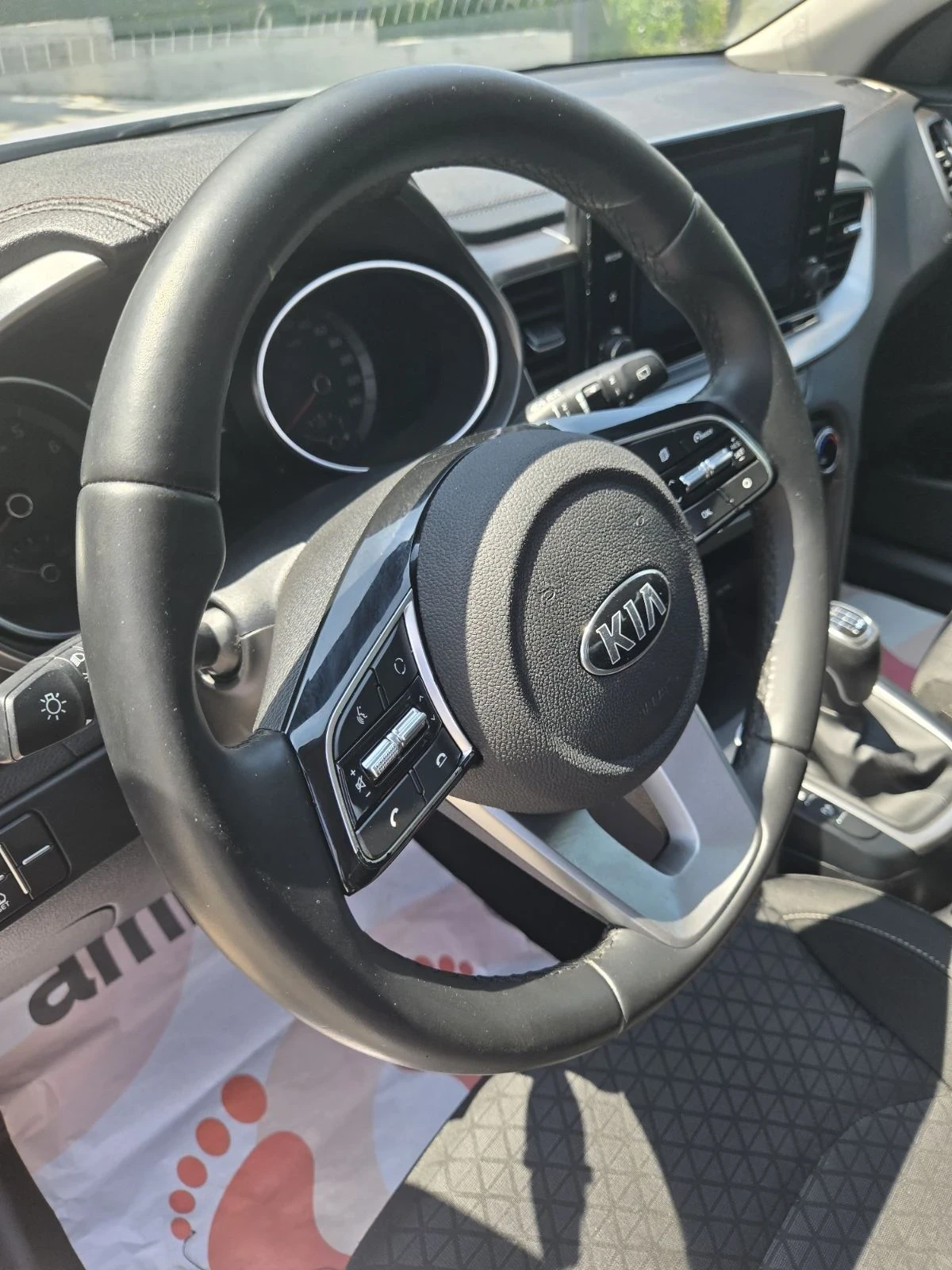 Kia XCeed 1000 - изображение 6