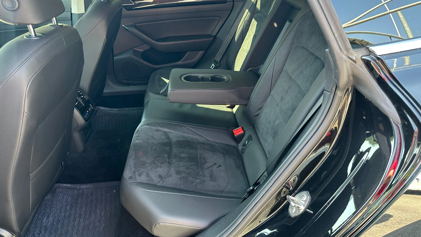 VW Arteon 2.0 TDI 4Motion Automatic - изображение 9