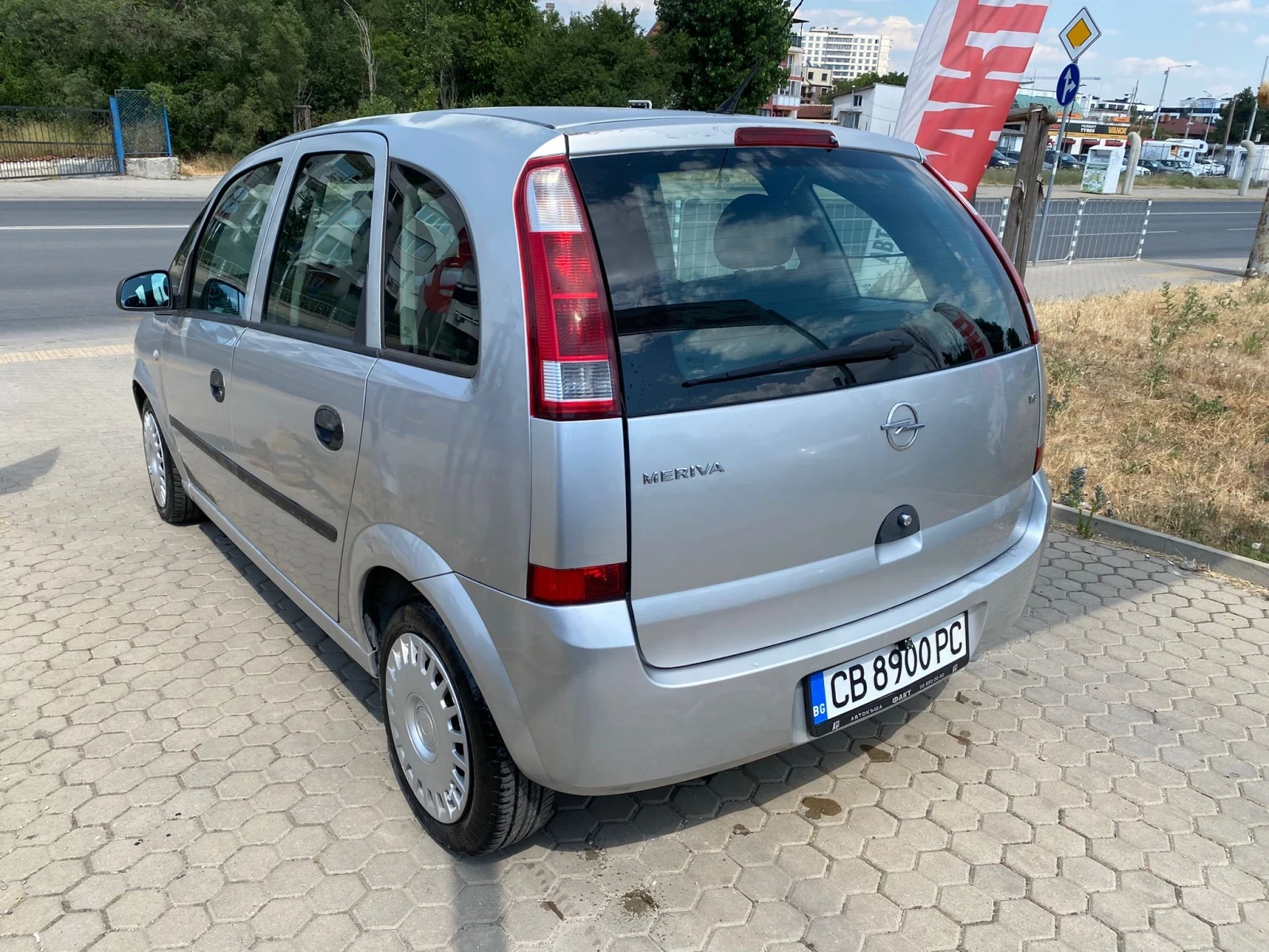 Opel Meriva 1.6i/AVTOMAT/РЕГИСТРИРАН ! ! !  - изображение 6