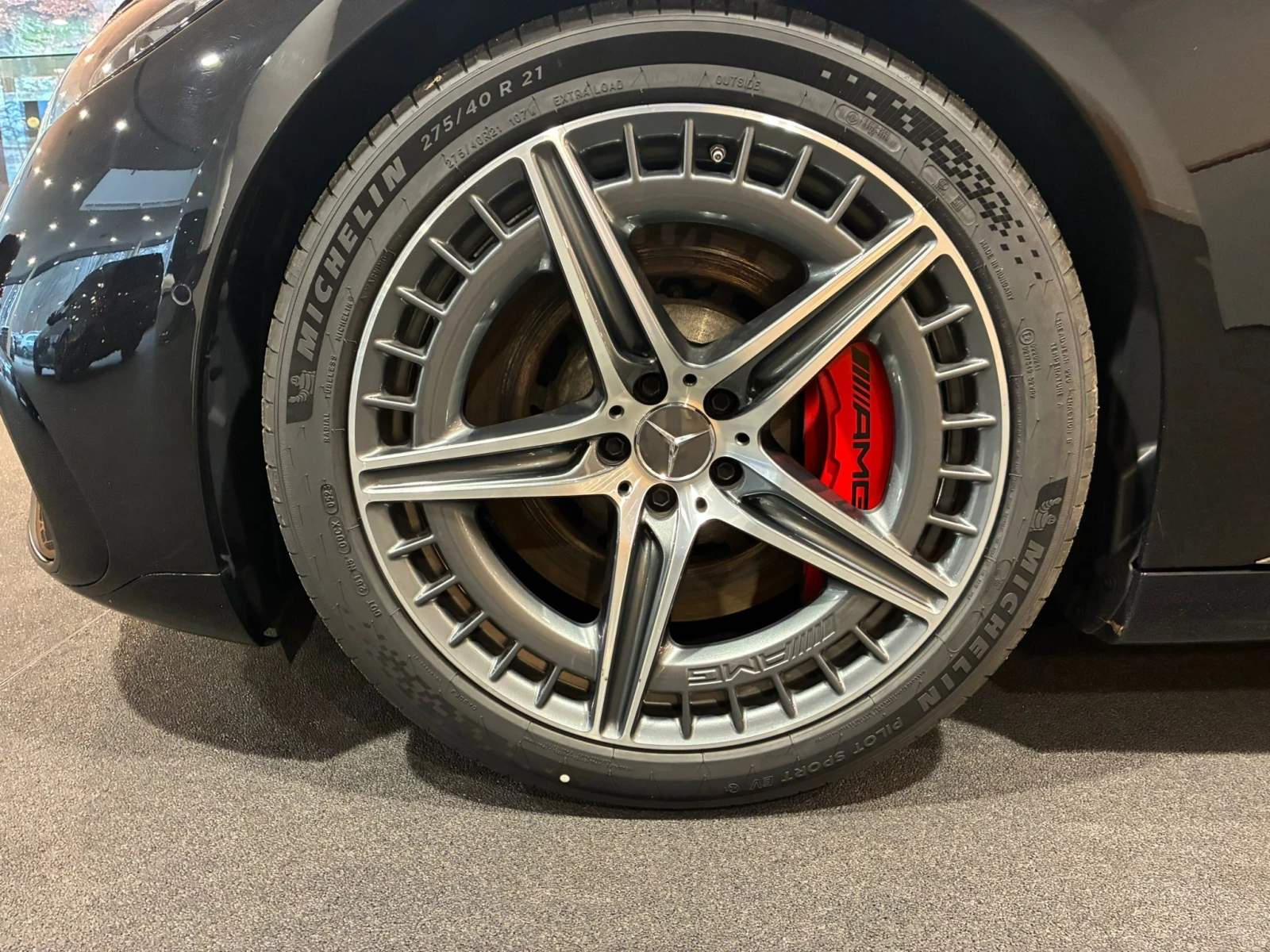 Mercedes-Benz EQS 53 4Matic AMG Line - изображение 7