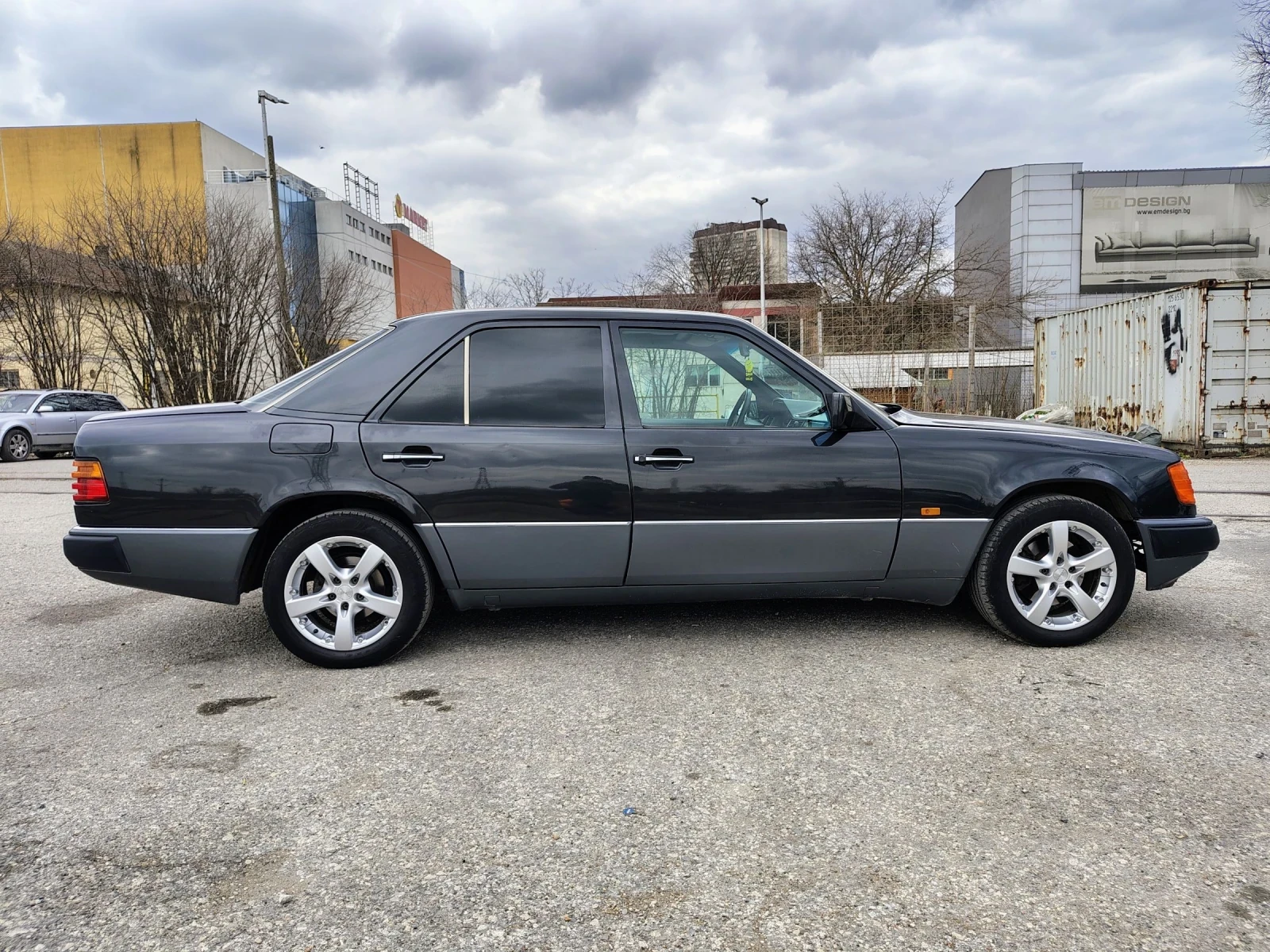 Mercedes-Benz 124, снимка 8 - Автомобили и джипове - 53891200