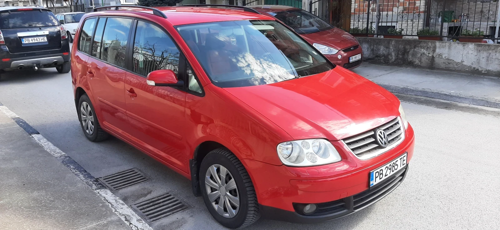 VW Touran, снимка 5 - Автомобили и джипове - 54247037