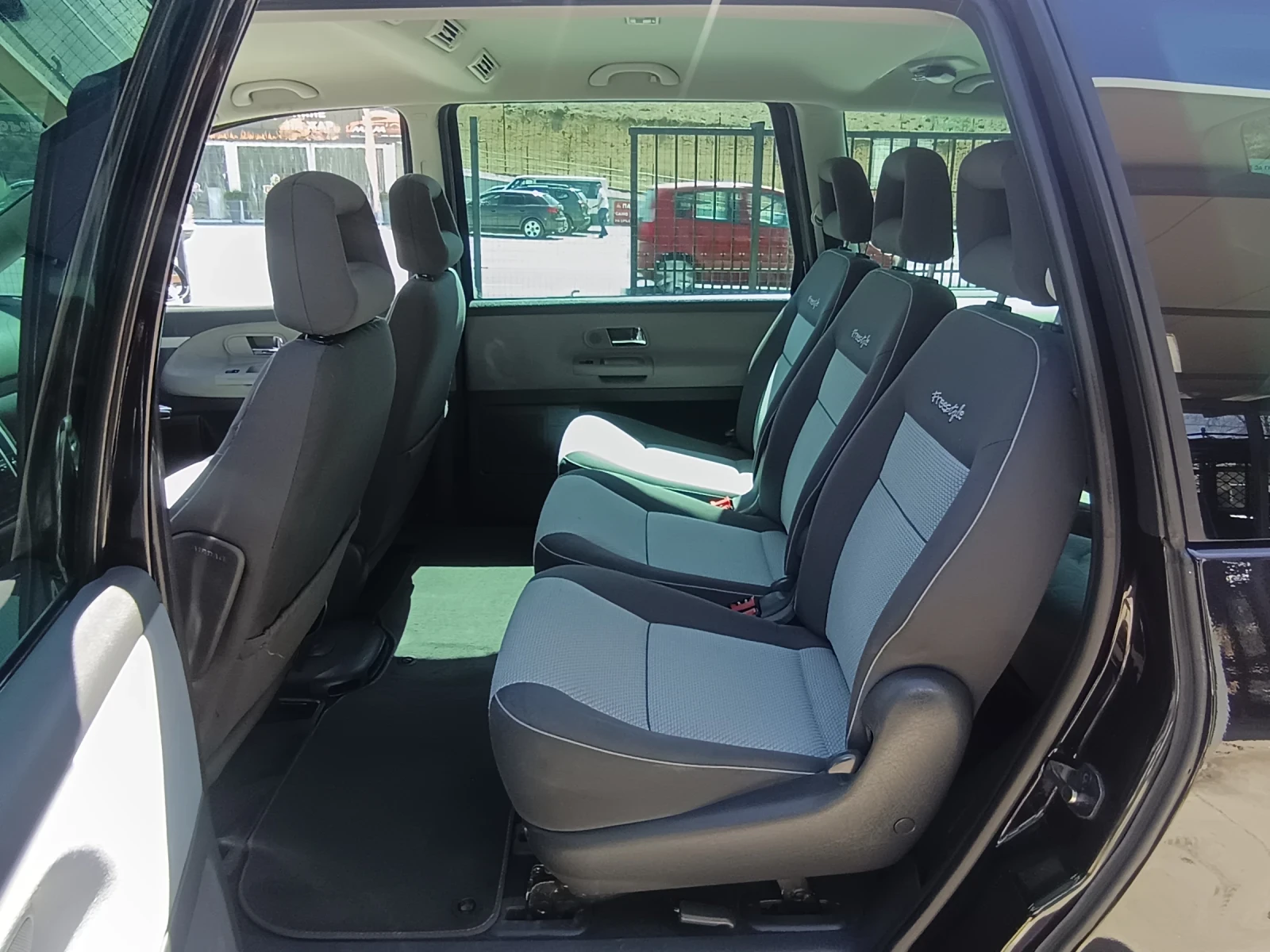 VW Sharan 1.9tdi 4x4, снимка 10 - Автомобили и джипове - 54331369