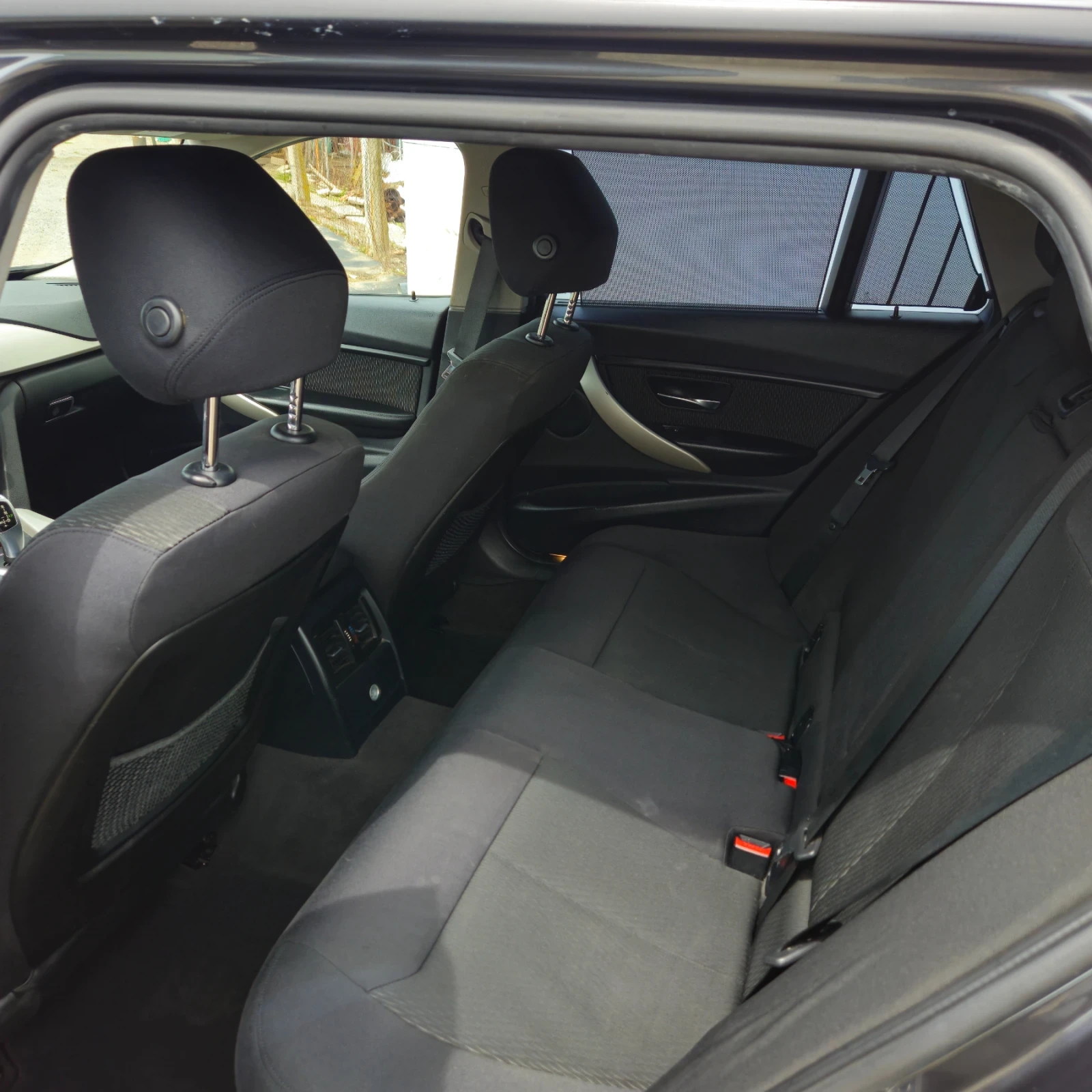 BMW 320, снимка 8 - Автомобили и джипове - 54416184