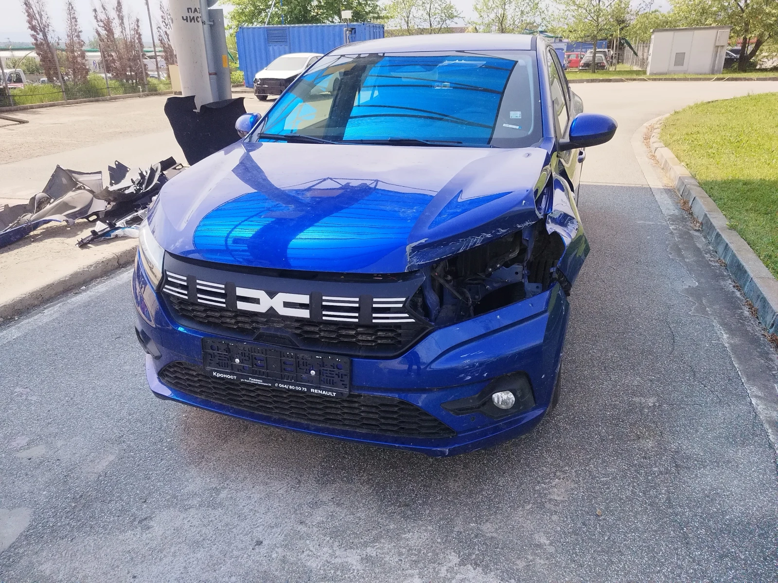 Dacia Logan, снимка 2 - Автомобили и джипове - 54470539