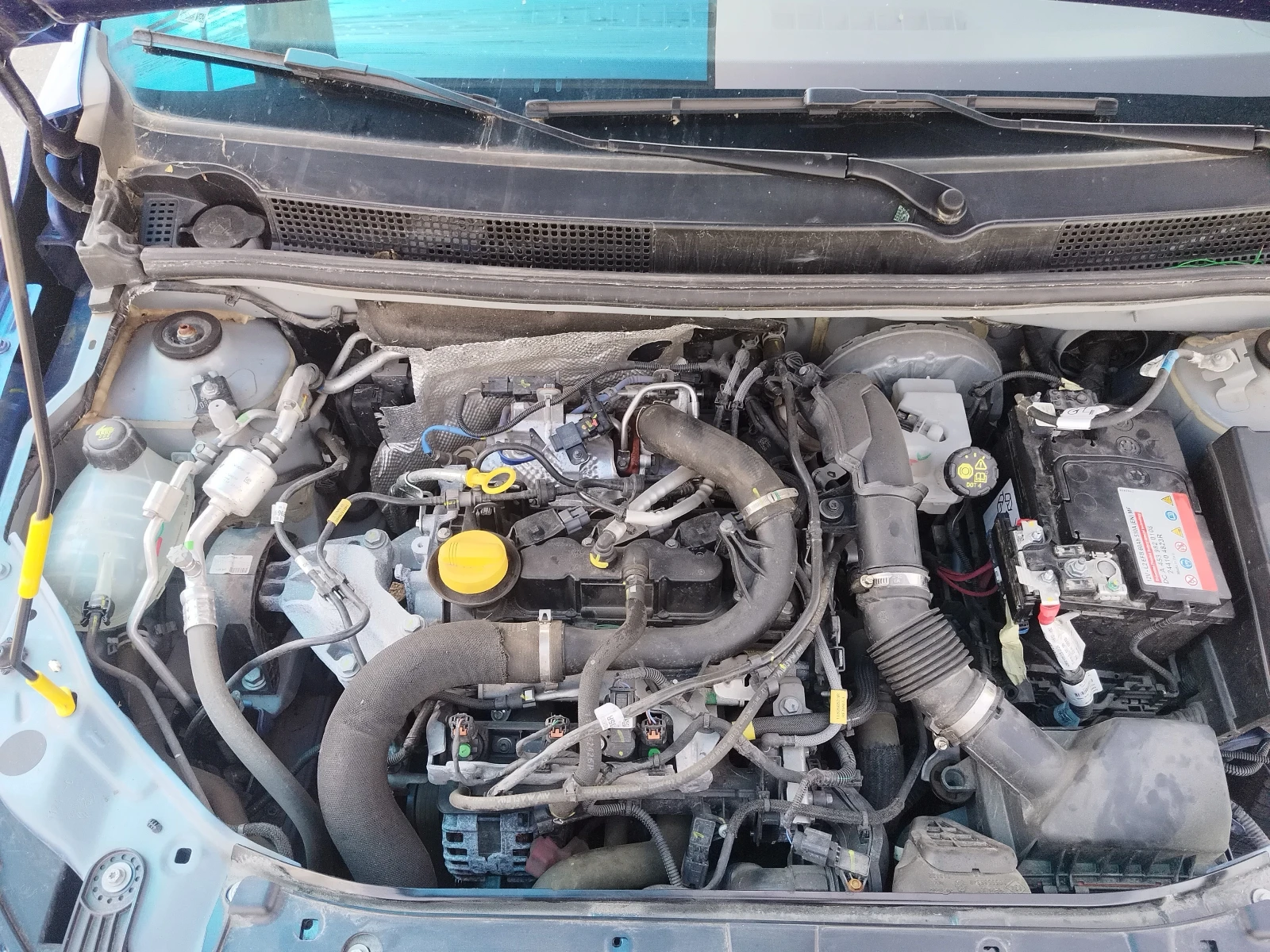 Dacia Logan, снимка 6 - Автомобили и джипове - 54470539