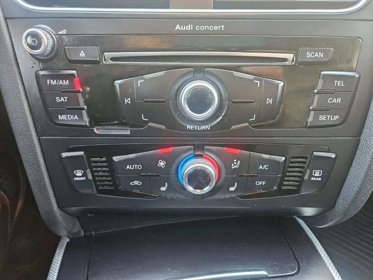 Audi A4 Allroad * quattro Premium * CARFAX * ЦЕНА ДО БГ, снимка 15 - Автомобили и джипове - 54597412